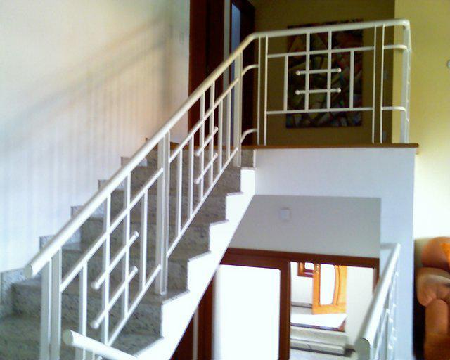 Escadas, Corrimão e Guarda - Corpo